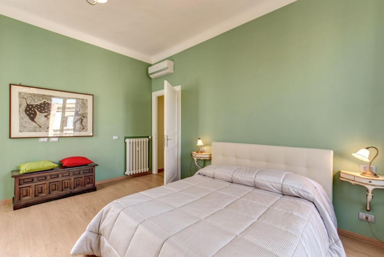 Lovely 4-Bedroom Apartment 30M Sangiovanni Metro Рим Экстерьер фото